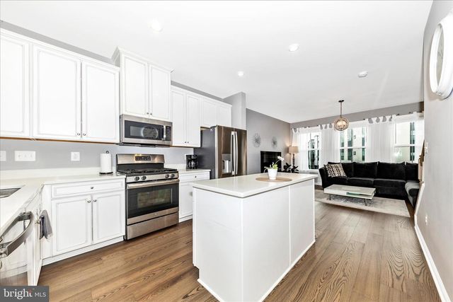 43406 OLD RYAN RD, Ashburn, VA 20148