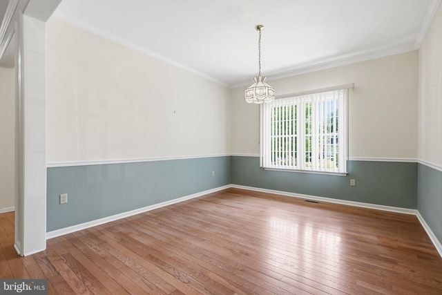 6 SUNRISE CIR, Newark, DE 19713