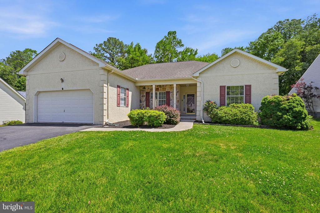 6 SUNRISE CIR, Newark, DE 19713
