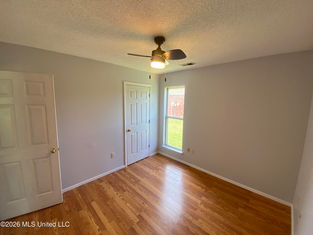 7357 Dunbarton Drive, Horn Lake, MS 38637