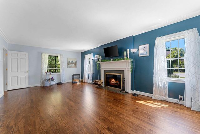 420 Waldo BOULEVARD, Manitowoc, WI 54220