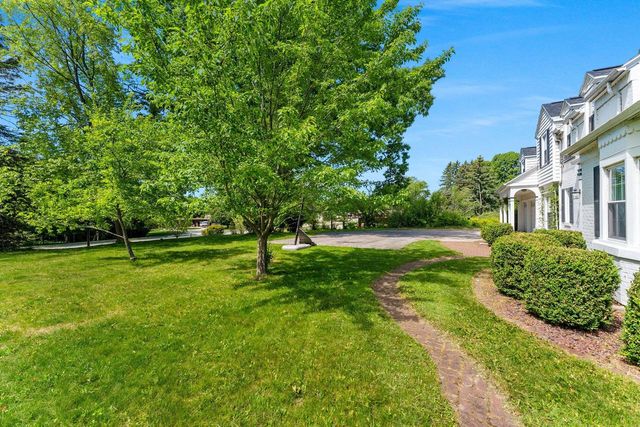 420 Waldo BOULEVARD, Manitowoc, WI 54220