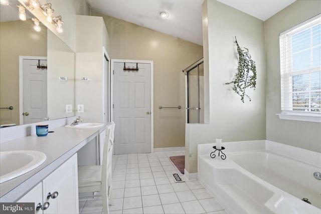 36 MORAY LN, Sewell, NJ 08080