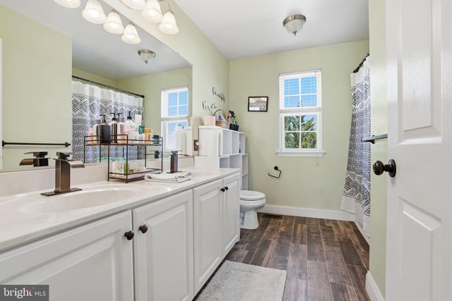 36 MORAY LN, Sewell, NJ 08080