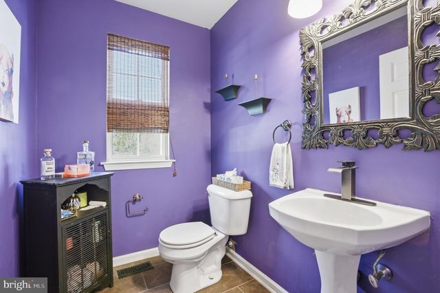 36 MORAY LN, Sewell, NJ 08080