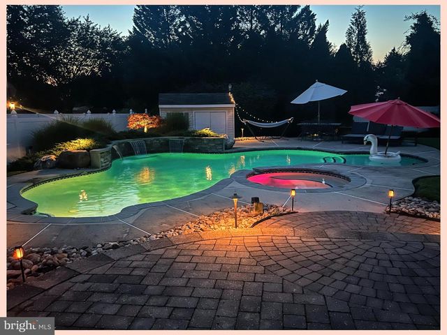 36 MORAY LN, Sewell, NJ 08080