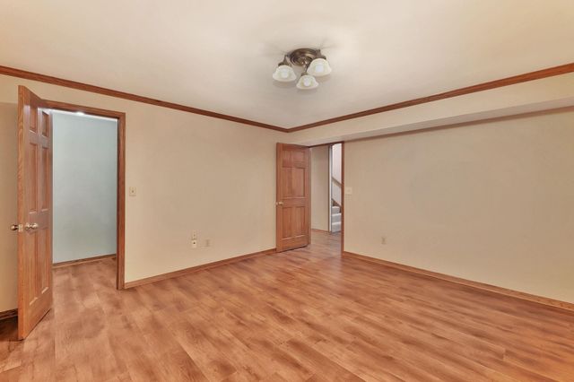 16 N Sagebrush St, Wichita, KS 67230