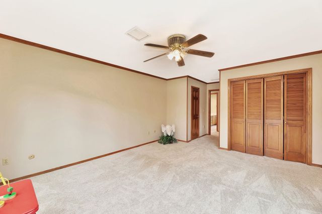 16 N Sagebrush St, Wichita, KS 67230