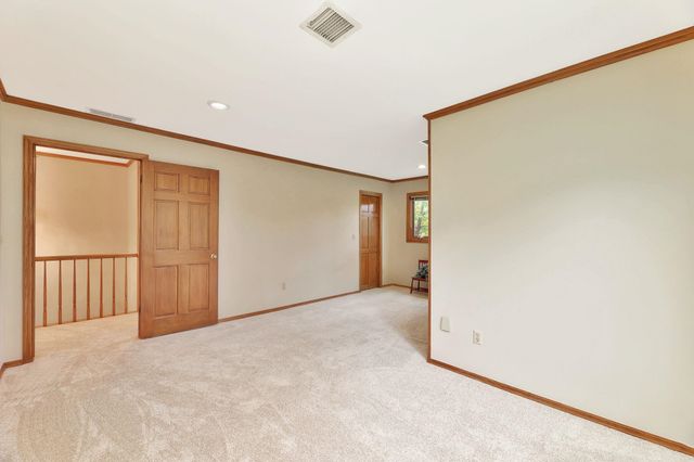 16 N Sagebrush St, Wichita, KS 67230