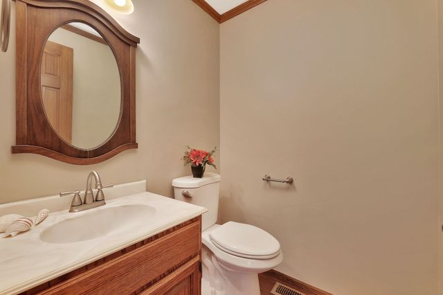 16 N Sagebrush St, Wichita, KS 67230