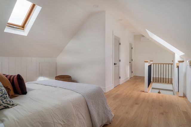 85 Lowell St, Somerville, MA 02143