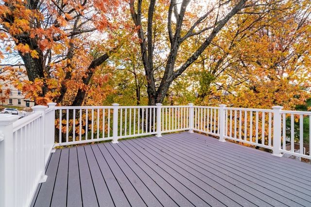 85 Lowell St, Somerville, MA 02143