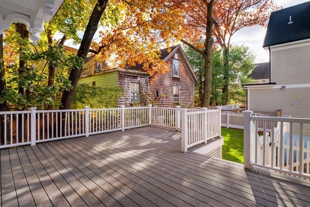 85 Lowell St, Somerville, MA 02143