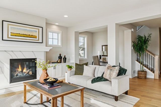 5527 Scenic Loop Run, Victoria, MN 55386