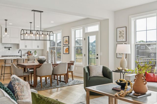 5527 Scenic Loop Run, Victoria, MN 55386