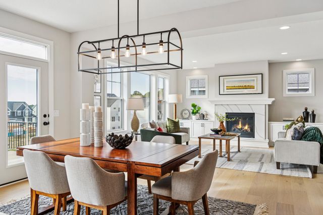 5527 Scenic Loop Run, Victoria, MN 55386