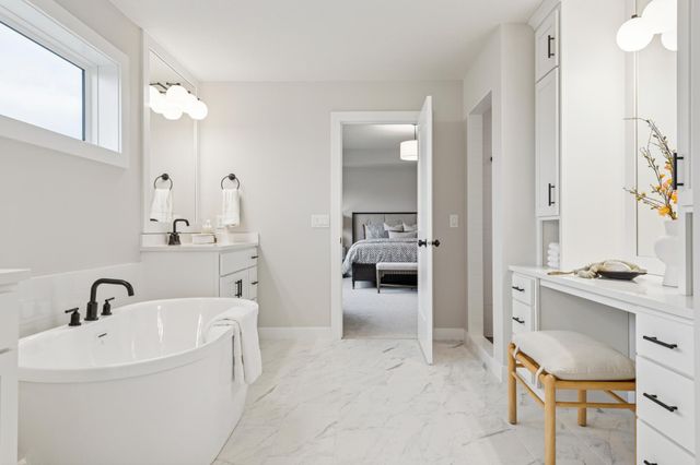 5527 Scenic Loop Run, Victoria, MN 55386