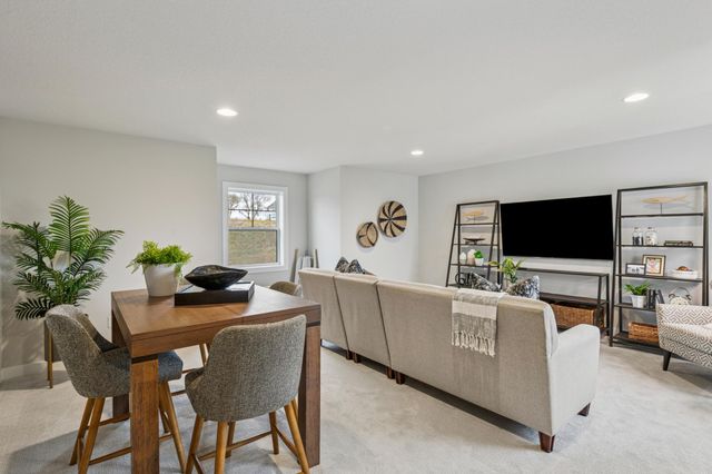 5527 Scenic Loop Run, Victoria, MN 55386