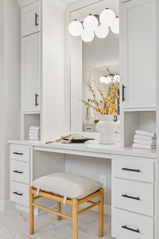 5527 Scenic Loop Run, Victoria, MN 55386