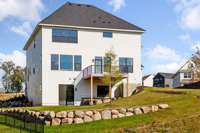 5527 Scenic Loop Run, Victoria, MN 55386