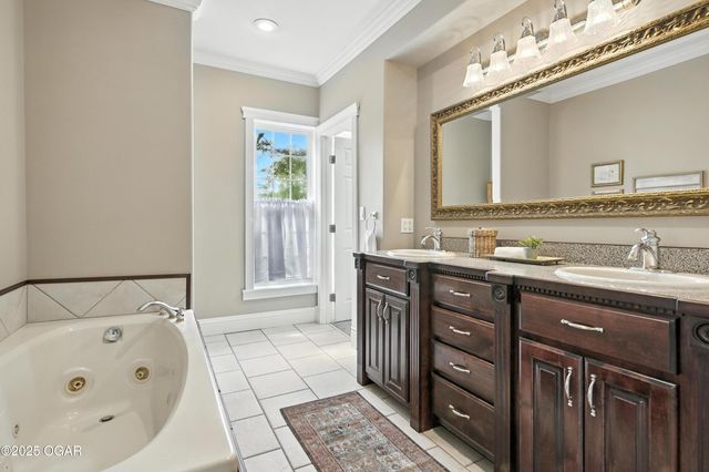 509 W Highland Avenue, Carthage, MO 64836