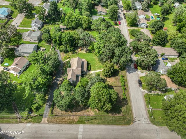 509 W Highland Avenue, Carthage, MO 64836