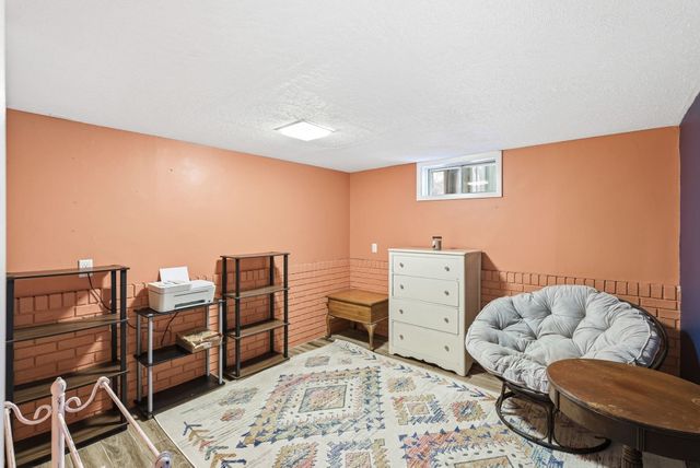 5913 S Oliver St, Derby, KS 67037