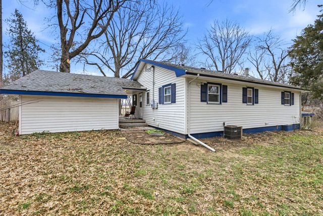 5913 S Oliver St, Derby, KS 67037