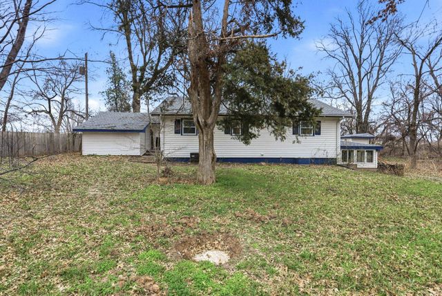 5913 S Oliver St, Derby, KS 67037