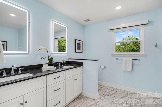 4026 Waters Reach Lane, Indian Trail, NC 28079