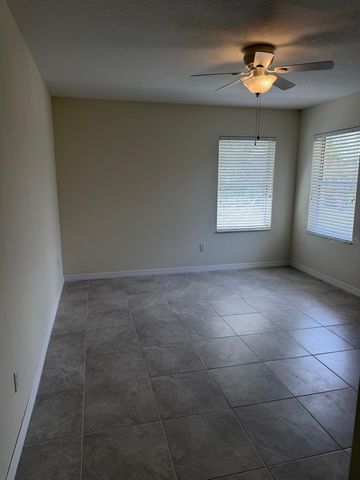 4572 NW 32ND STREET, Ocala, FL 34482