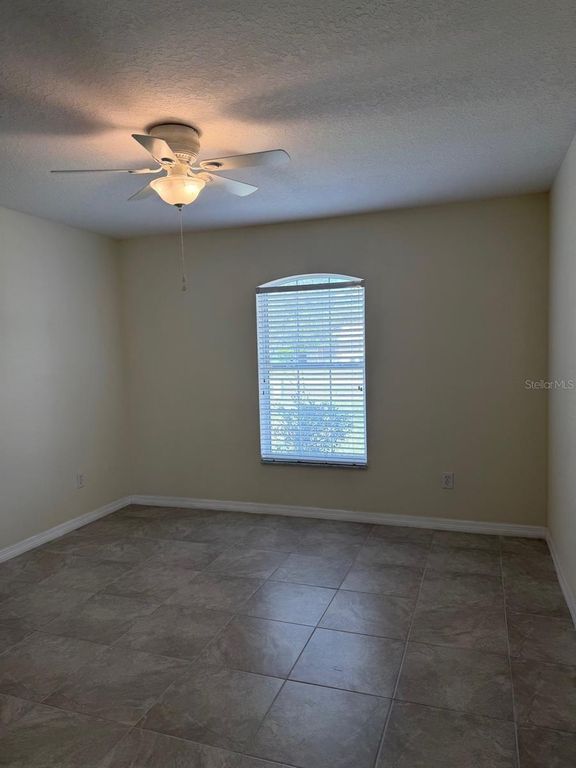 Image 5 of property listing at 4572 NW 32ND STREET, Ocala, FL 34482
