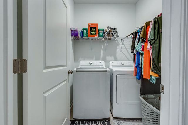481 Buddy Dr, Columbia, TN 38401
