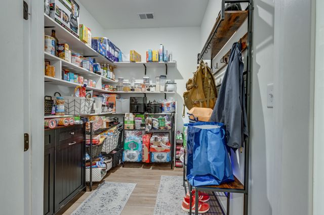 481 Buddy Dr, Columbia, TN 38401