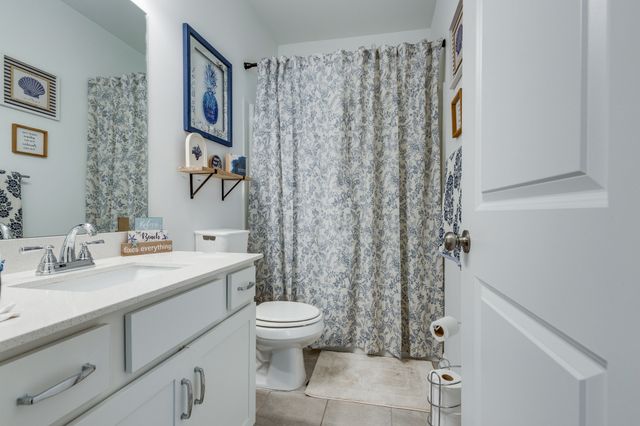 481 Buddy Dr, Columbia, TN 38401