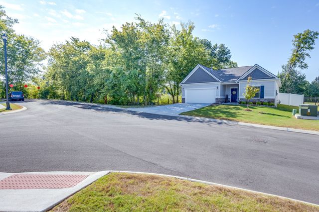 481 Buddy Dr, Columbia, TN 38401