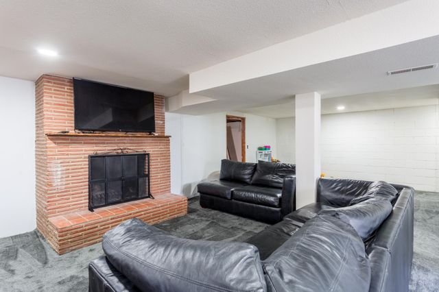 4943 Osgood Avenue N, Stillwater, MN 55082