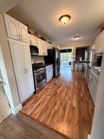 4943 Osgood Avenue N, Stillwater, MN 55082
