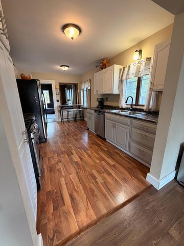4943 Osgood Avenue N, Stillwater, MN 55082