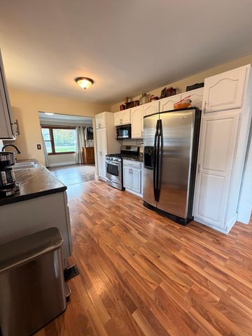 4943 Osgood Avenue N, Stillwater, MN 55082