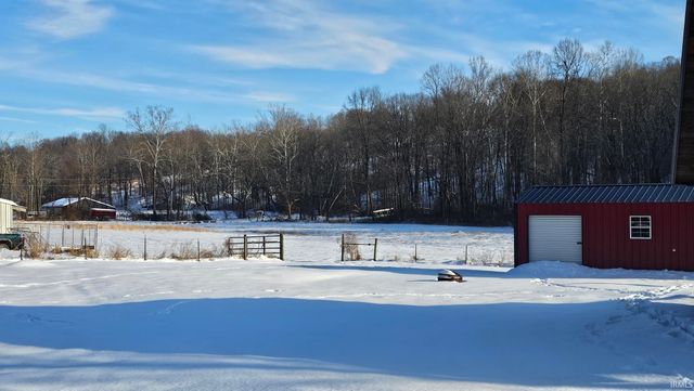 3354 E Ore Branch Road, Bloomfield, IN 47424