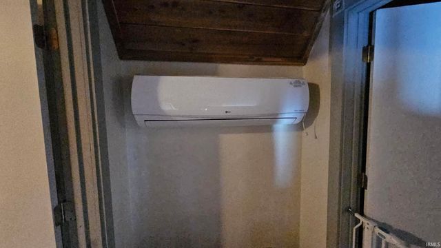 3354 E Ore Branch Road, Bloomfield, IN 47424