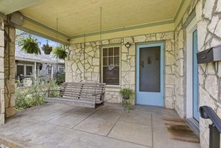 911 E 37th ST, Austin, TX 78705