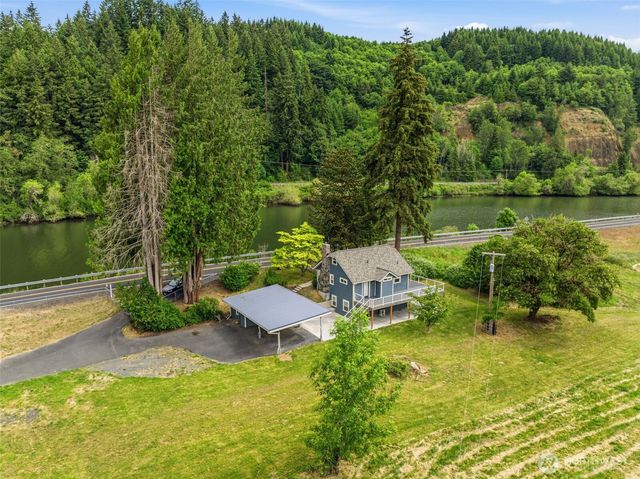 8203 Willow Grove Road, Longview, WA 98632