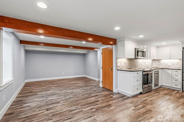8203 Willow Grove Road, Longview, WA 98632