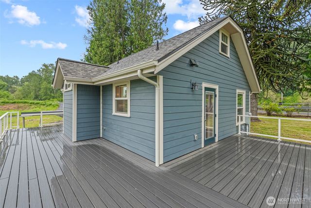 8203 Willow Grove Road, Longview, WA 98632