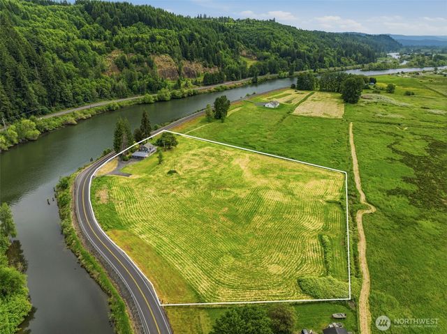 8203 Willow Grove Road, Longview, WA 98632
