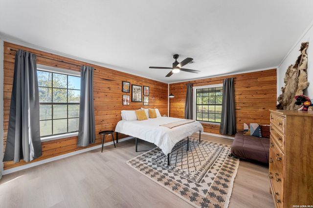 222 Metzger Road, Fredericksburg, TX 78624