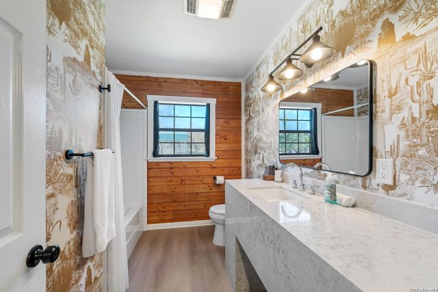 222 Metzger Road, Fredericksburg, TX 78624