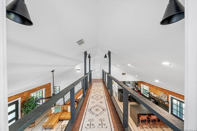 222 Metzger Road, Fredericksburg, TX 78624